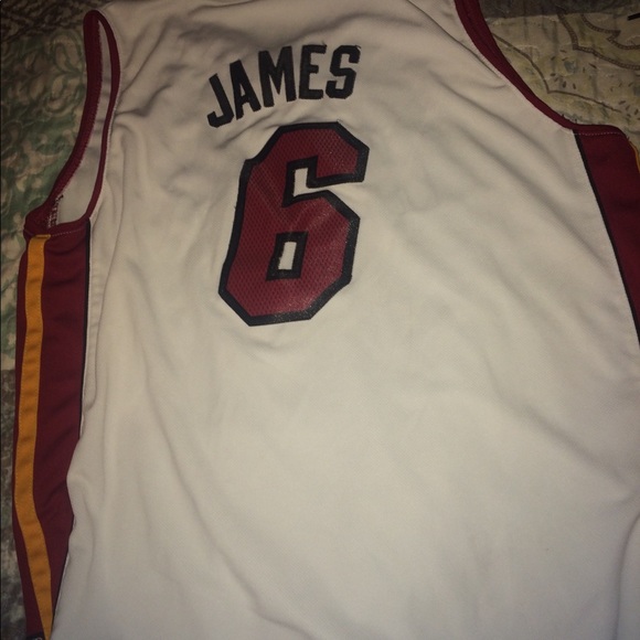 Miami Heat Lebron James Jersey - Picture 2 of 3